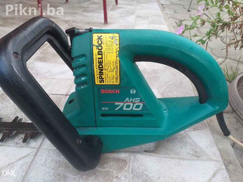 Trimer za živu ogradu BOSCH AHS 700 trimeri - Čitaj pod detaljno!