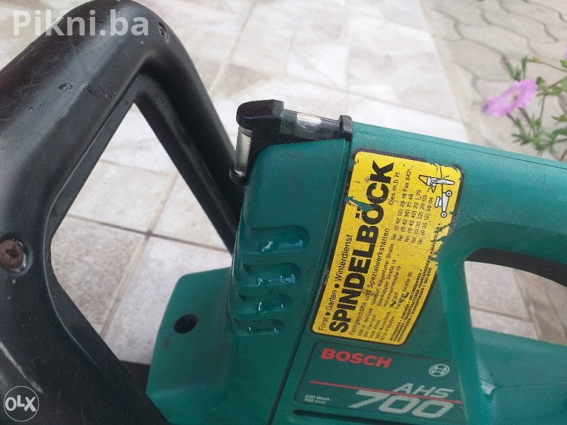 Trimer za živu ogradu BOSCH AHS 700 trimeri - Čitaj pod detaljno!