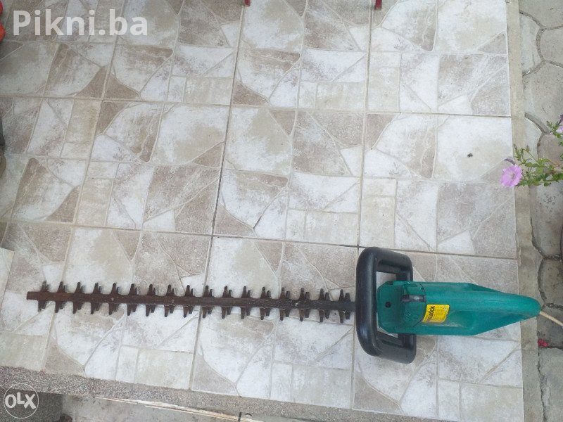 Trimer za živu ogradu BOSCH AHS 700 trimeri - Čitaj pod detaljno!