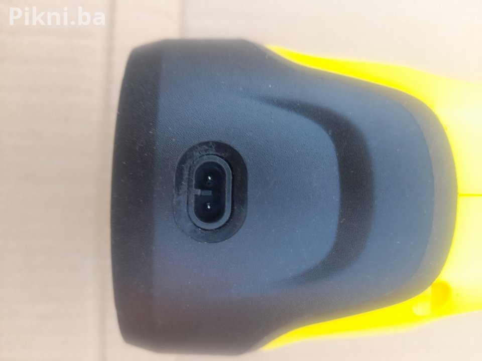 Karcher WV2 pranje prozora sa usisivačem