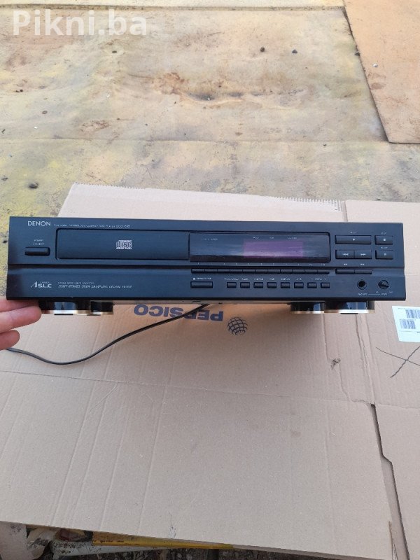 SNIŽENO! Denon DCD-695 Hi-Fi CD Plejer (NE ČITA CD) - Samo 50km!