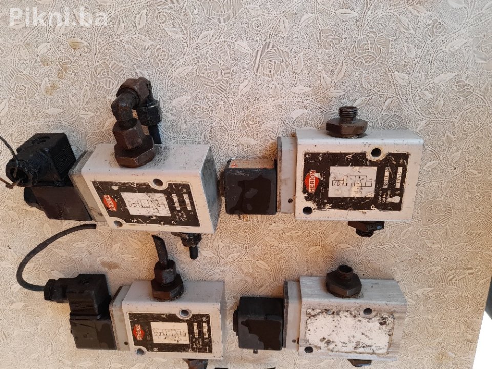 HERION Industrijski Elektromagnetski (Solenoidni) Razvodni Ventil