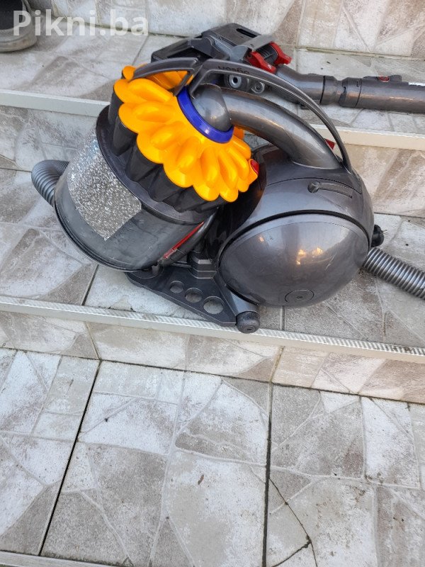 Snažan Usisivač DYSON DC33c ErP 750W