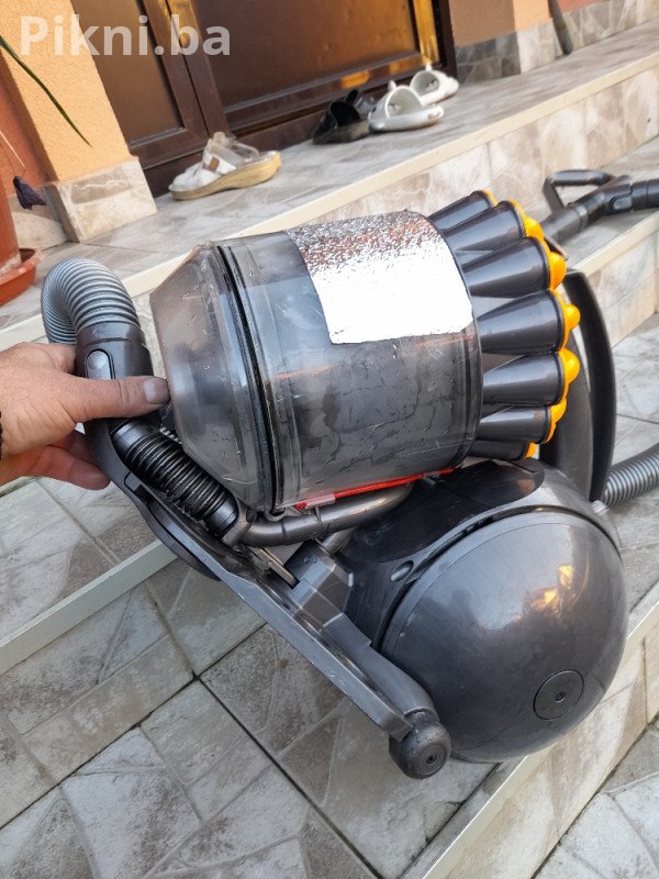Snažan Usisivač DYSON DC33c ErP 750W