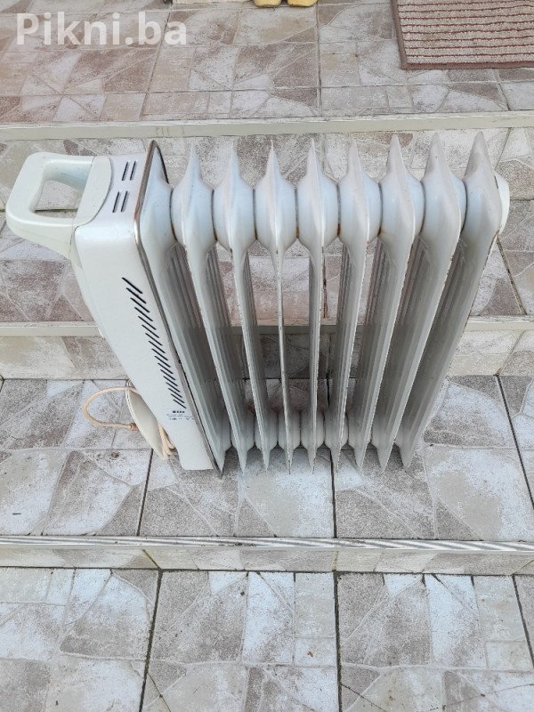 Uljni Radijator ELIT 2000W / 9 Rebara - POTPUNO ISPRAVAN!