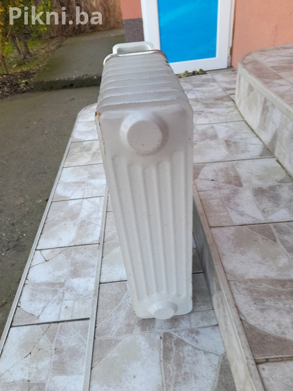 Uljni Radijator ELIT 2000W / 9 Rebara - POTPUNO ISPRAVAN!