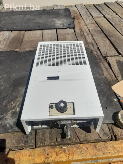 Plinska peć ORANIER Bozen 2.3kW - Njemačka (Fasadna)