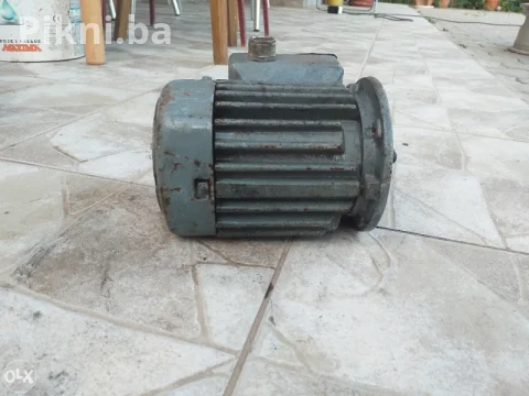 Elektro motor elektromotori 0,25kw 2800 obrtaja 5