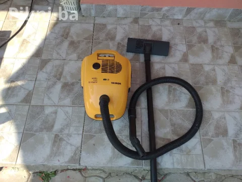 Kućni usisivac siemens germany 1300w