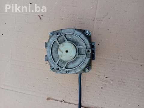 Elektro motor 220v 1300 obrtaja elektromotori 8