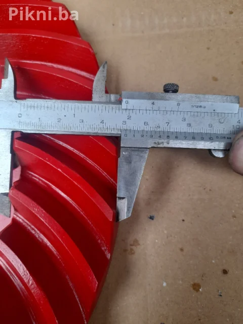 Konusno tanjirasti zupcanik 34 zuba 12 rupa 33x5x3,2cm imt 11