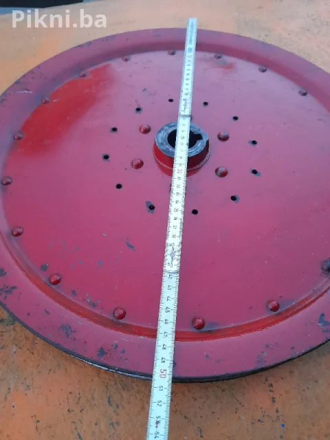 Remenica elektro 50,5cmx3cm motor elektromotori kombajn dijelovi 7