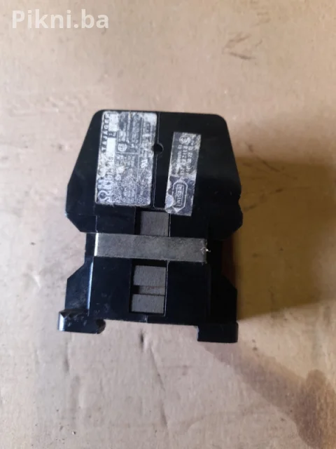 Kontaktor 20A 220v spula sklopke prekidaci