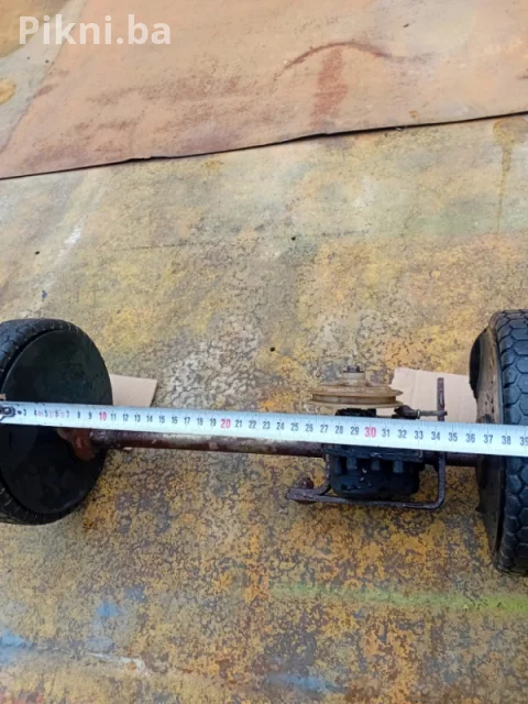 Vuča kosačice Briggs stratton Tecumsen dijelovi kosilice citaj 8