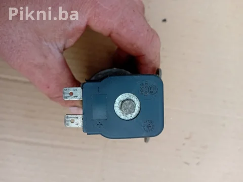 Elektro magnetni ventil 12v auto plin gas 3