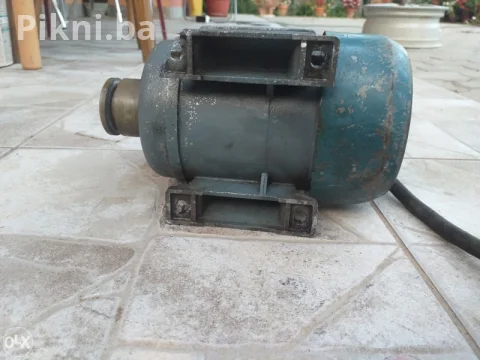 POSLJEDNJA CIJENA! AEG PROFESIONALNI Elektromotor 0.25 kW - Ex-pr 8