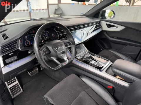 Audi Q8 3.0 210 KW 3x S-line Matrix B&O Soft Close 3
