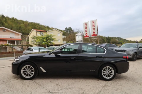 BMW 520d Tiptronic LED VIRTUAL Navigacija 2xParktronic FACELIFT 4