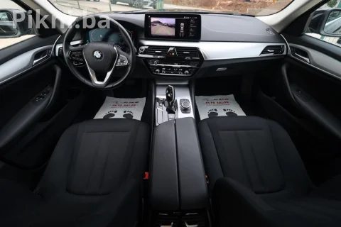 BMW 520d Tiptronic LED VIRTUAL Navigacija 2xParktronic FACELIFT