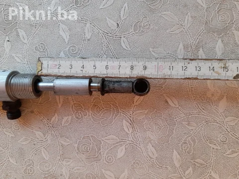 Pneumatski cilindar klip dvosmerni 5