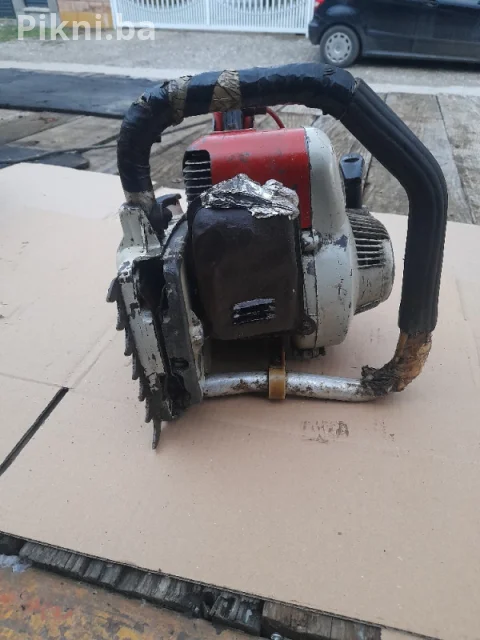 LEGENDARNA MOTORNA PILA STIHL 08S - 100% ISPRAVNA, Vrhunska S 4