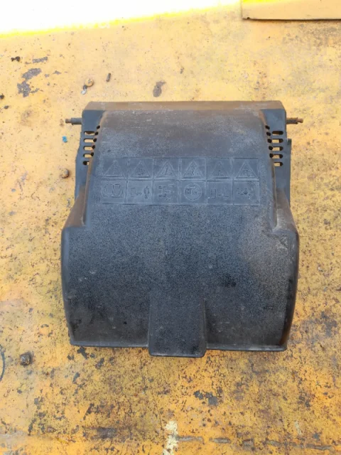 Poklopac korpa briggs strattion kosacice kosilice