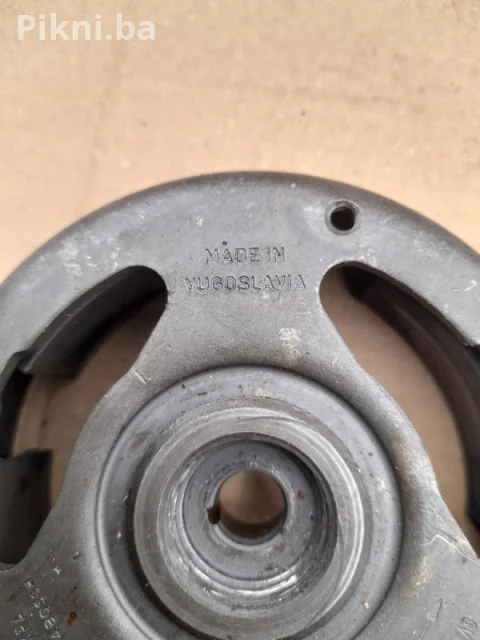 Originalni Zamašnjak / Magnet za paljenje - ISKRA Licenca BOSCH ( 7