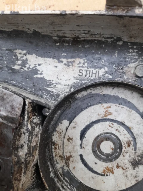 Poklopac kvačila sa branikom za STIHL 015 - ISPRAVAN 3