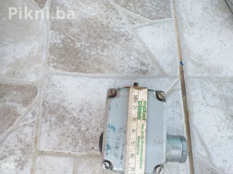 Rotacioni Granični Prekidač KT2-2 - Liveno Industrijsko Kućište 3
