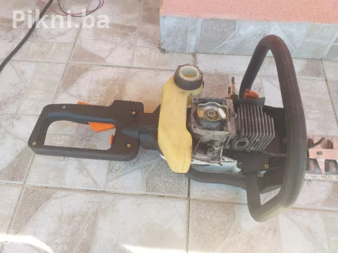 Profesionalni trimer STIHL HS80 za živu ogradu 12