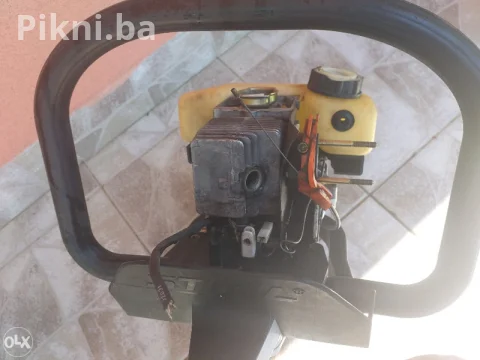 Profesionalni trimer STIHL HS80 za živu ogradu 5