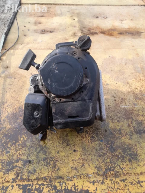 Motor kosačice Briggs strattion kosilice dijelovi