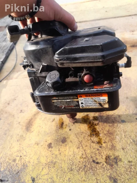 Motor kosačice Briggs strattion kosilice dijelovi 9