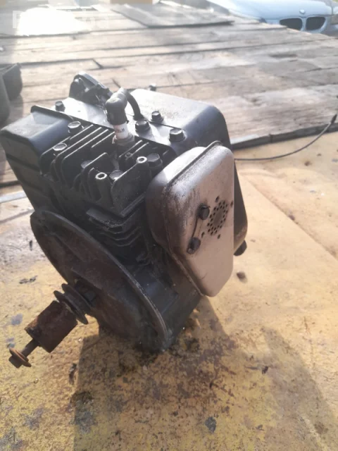 Motor kosačice Briggs strattion kosilice dijelovi