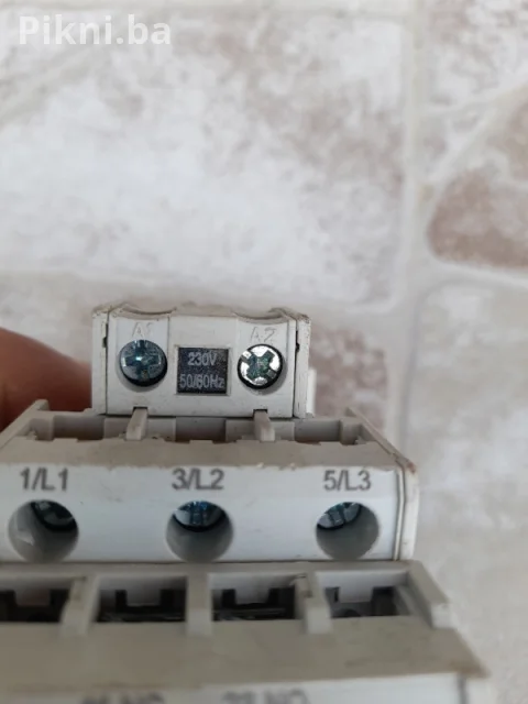 SCHRACK Trofazni Kontaktor 12A / 5.5kW, 230V Zavojnica - SNIŽENO! 7