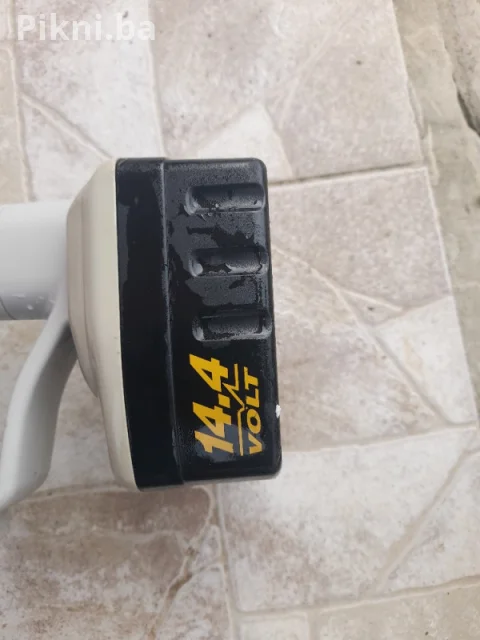 Trimer Ryobi CHT-1445 za ogradu na baterije 14,4v 10