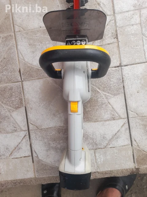 Trimer Ryobi CHT-1445 za ogradu na baterije 14,4v 8