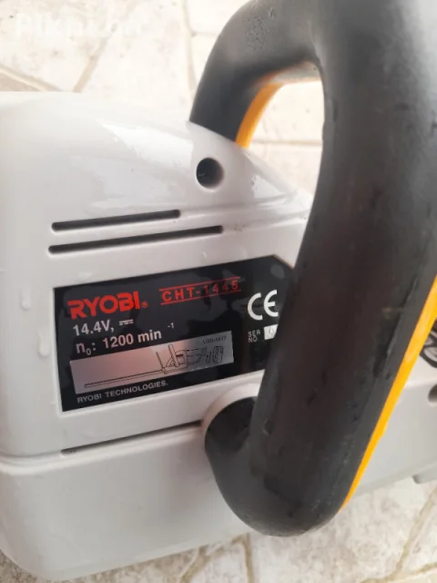 Trimer Ryobi CHT-1445 za ogradu na baterije 14,4v 5