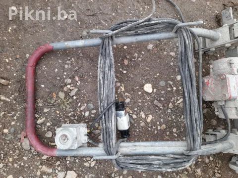 Polovna HILTI Ploca Ja nisam koristio Ovakva je stigla sa njemackog mobilnog telefona i vibera 066/230-139 CJENA BRZE DOSTAVE 8-10KM Pogledajte i ostale artikle na mom profilu hvala 8