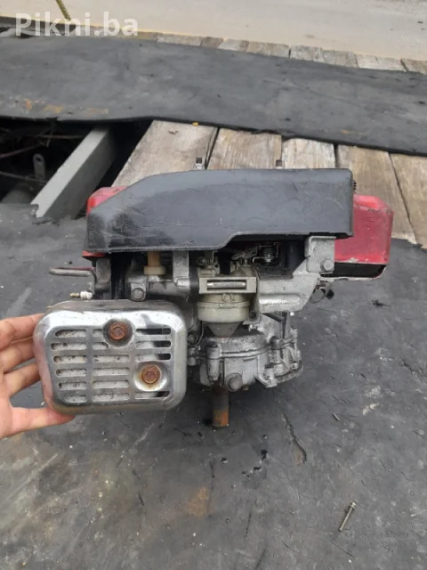 BRZA PRODAJA! DIJELOVI / NEISPITAN MOTOR HONDA GV150 za kosilice/ 5