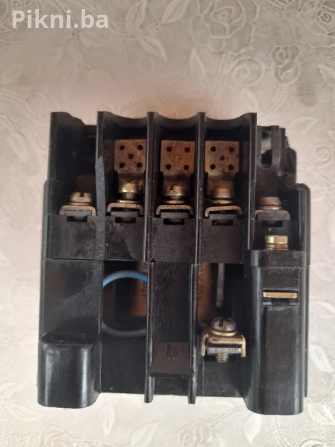 KONTAKTOR Iskra K16 220v sklopke prekidaci 5