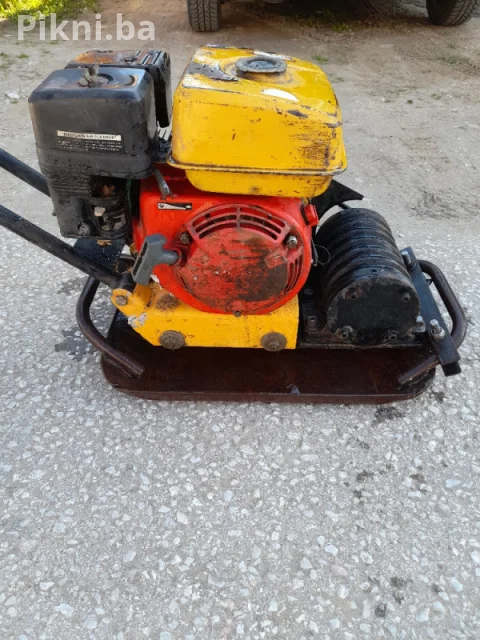 Vibro ploča 65kg žaba (Honda motor) Ispravna i spremna za rad 6