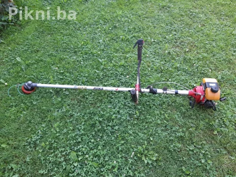 Trimer sa Kawasaki TD33HS motorom (Japan) - Profesionalni model