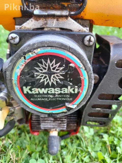 Trimer sa Kawasaki TD33HS motorom (Japan) - Profesionalni model 5