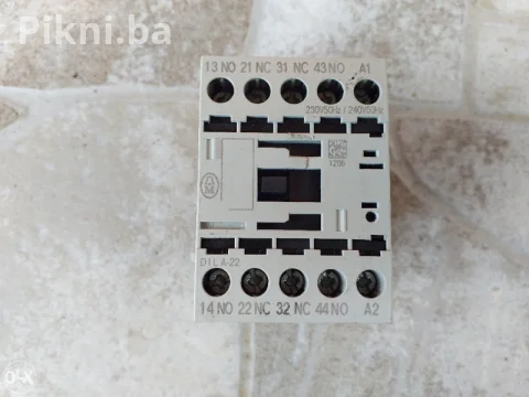 KONTAKTOR Elektro sklopka moeler 10A germany 6