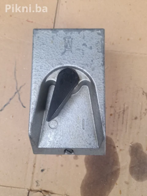 Industrijski Prekidač/Starter ISKRA DM16-02 (16A / 500V) - Alumin