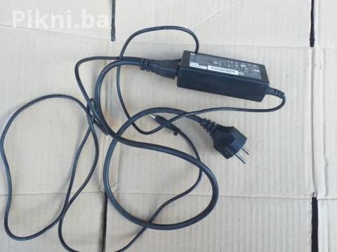 Originalni HP Punjač 65W / 18.5V 3.5A (Okrugli konektor) pretvarac napona