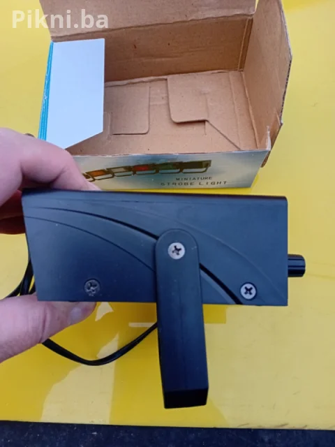 HIT PONUDA! Novi Mini Stroboskop - INTENZIVNA NARANDŽASTA SVETLOS 9