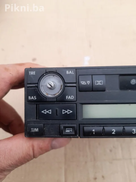 ORIGINAL VW GAMMA Auto Radio / NEISPITAN / Uvoz iz Njemačke (30 K 8