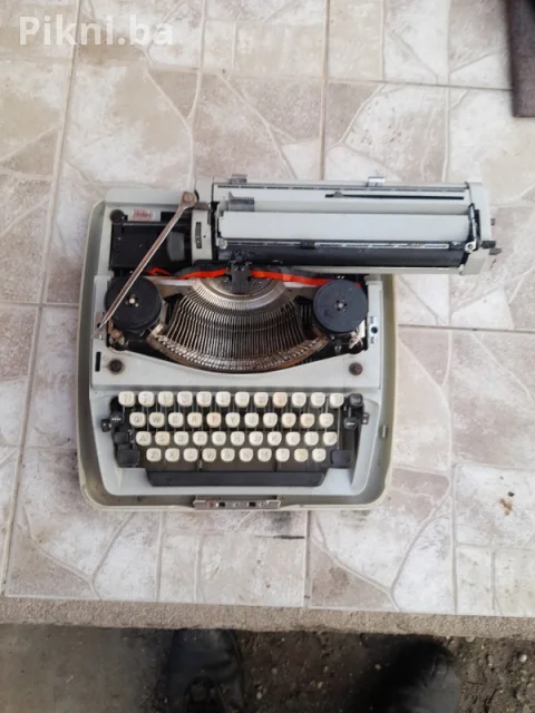 VINTAGE PISAĆA MAŠINA "Willy Scheidegger Vento" - Made in Germany